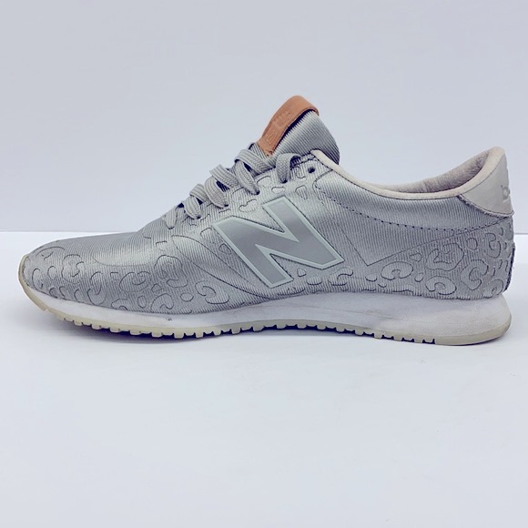 New Balance WL420 Sneaker - Picture 3 of 9